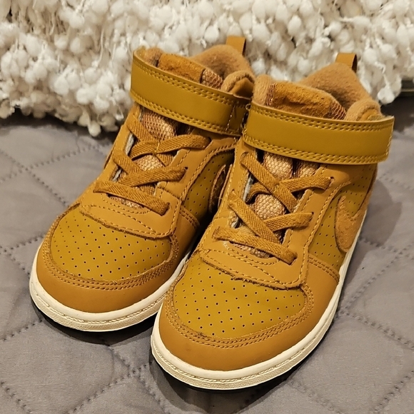 Nike Court Borough Mid Wheat Kids Sneakers - Picture 15 of 16